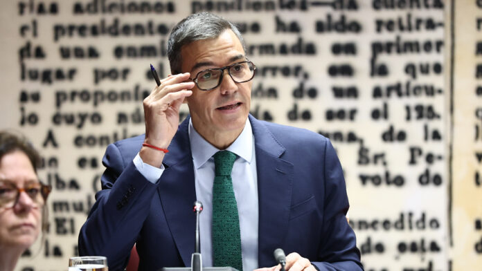 pedro-sanchez-gafas-christian-dior-senado